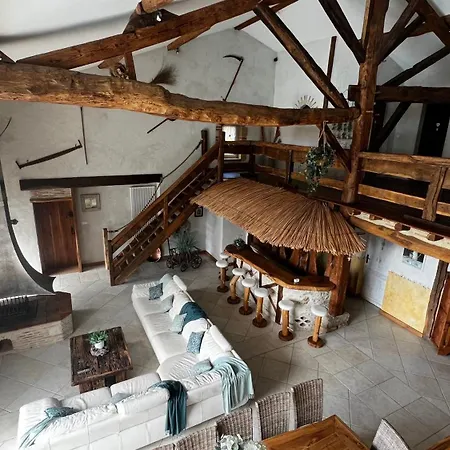 Holiday home Domaine De Lorette Fosses-et-Baleyssac